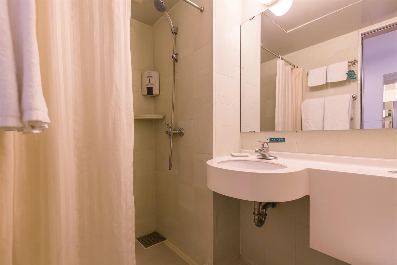 Jingjiang Inn Shanghai Fengxian Nanqiao Zewnętrze zdjęcie